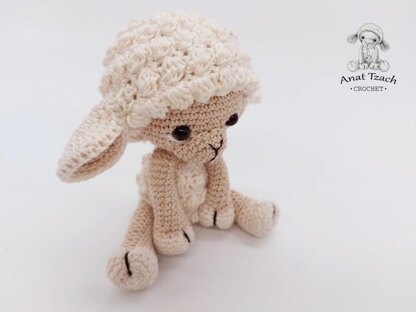 Amigurumi Small Lamb