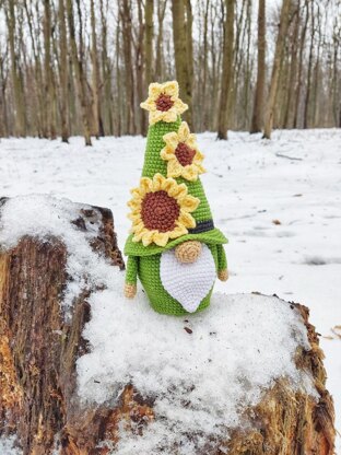 Sunflower gnome