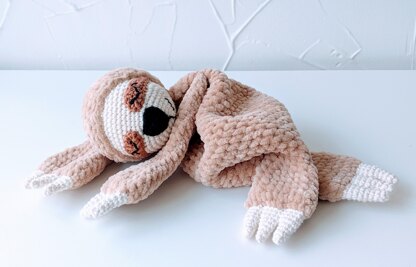 Modern baby sloth discount lovey