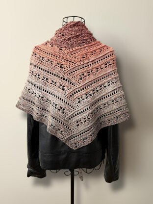 Flat Triangular Scarf "Opora"