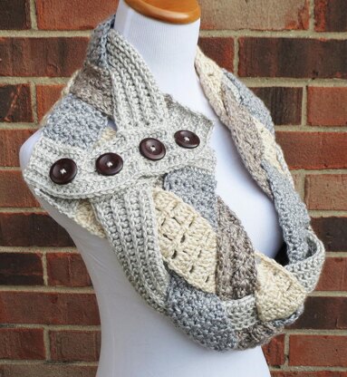 Twisted Textures Braided Cowl