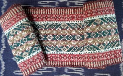 Estonian Colorwork Cowl