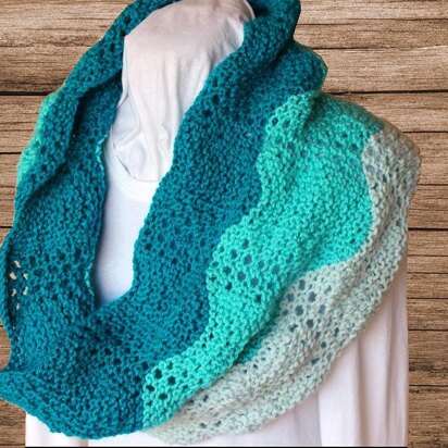 Lace Ripple Cowl