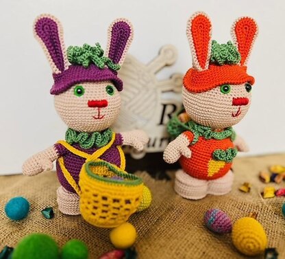 Amigurumi Easter carrot bunny