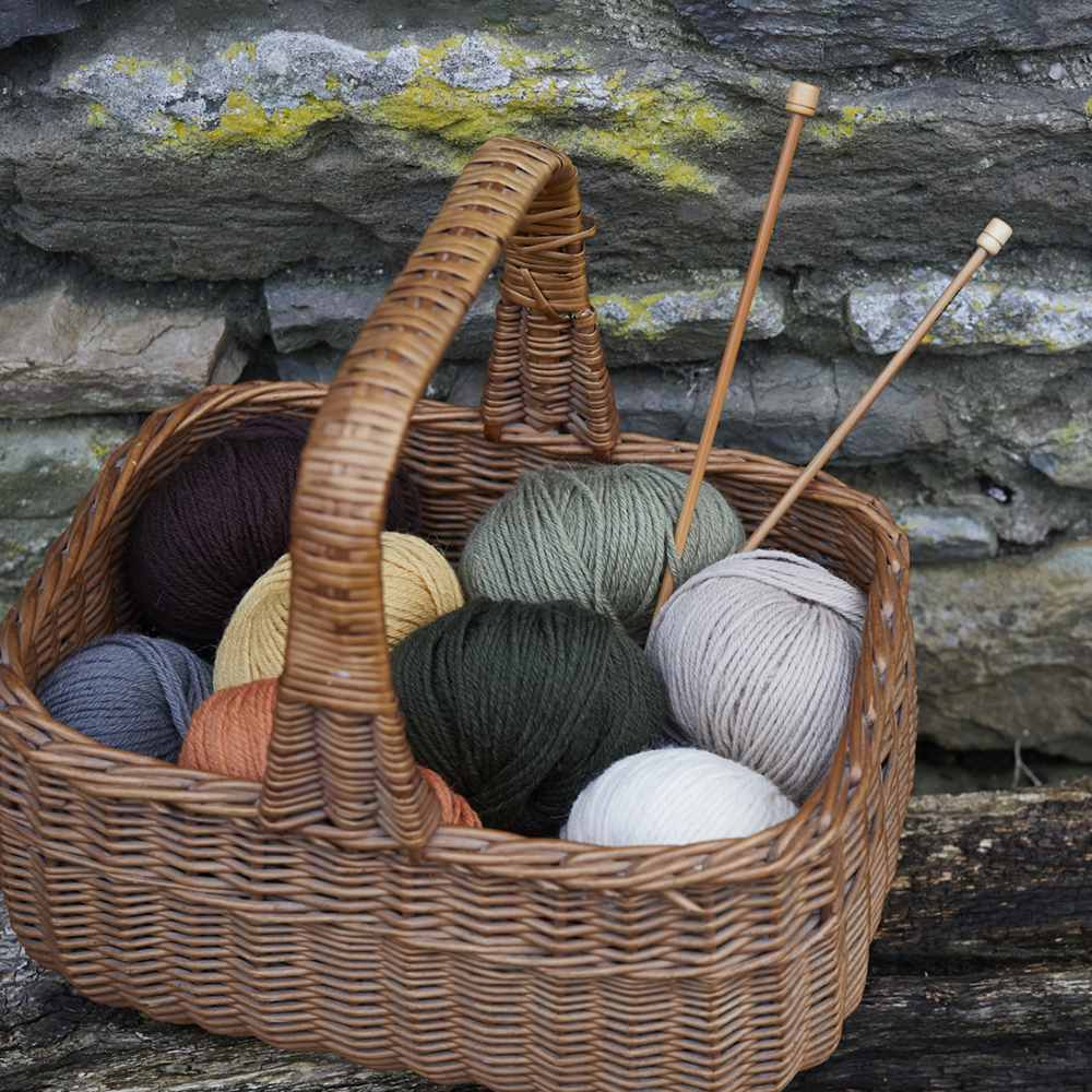 Debbie Bliss British Wool Aran - view 5