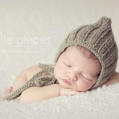 #10 Newborn knitted pixie hat