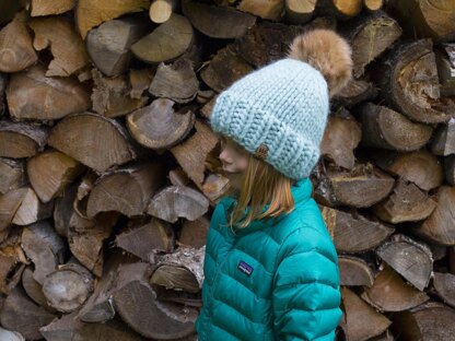 Chunky 100% Wool Winter Hat Toque Beanie Fur Pompom