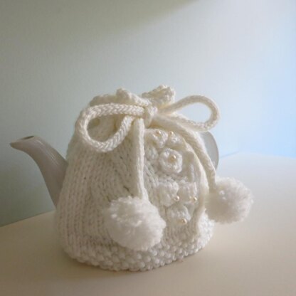 Flowers and Vines Tea Cozy