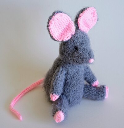 Knit a Story about the Raindrop Family - mouse, horse, duck, elephant