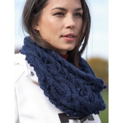 Sumptuous Cable Cowl in Bernat Satin