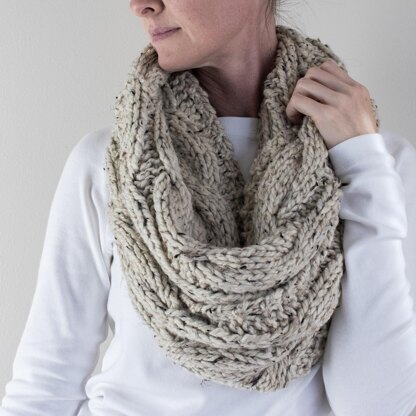Scarf : Cable Infinity Scarf