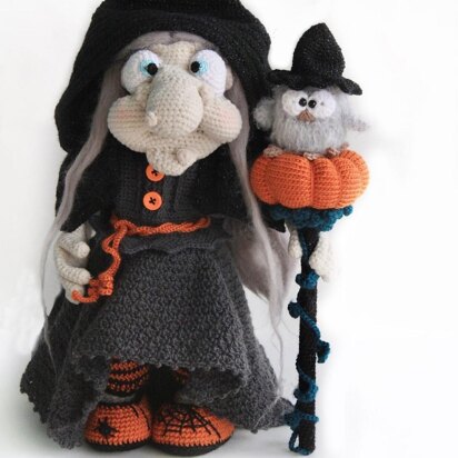 The witch and her little owl