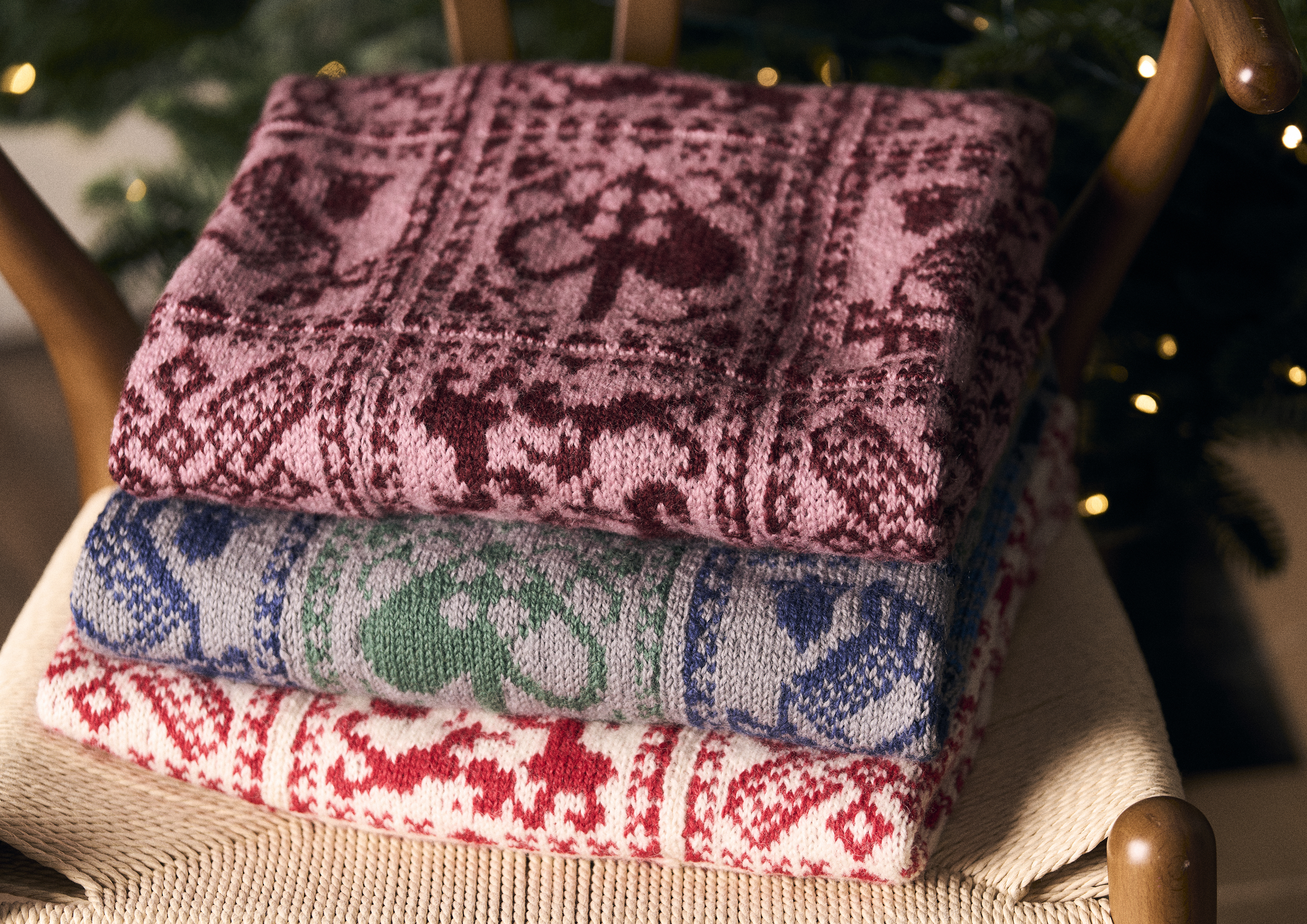 Rowan Juleteppe Knit Along by ARNE & CARLOS - view 3