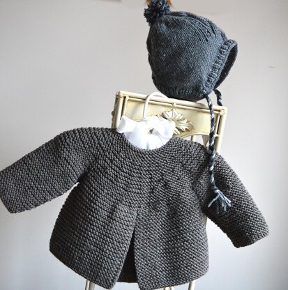 Garter stitch jacket with back pleat and cable hat - P103