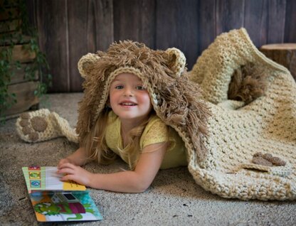 Hooded Lion Blanket