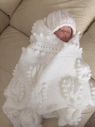 GLORIA baby blanket/shawl