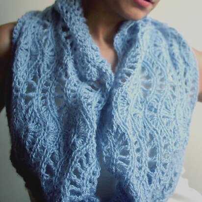 Ripples feather loop scarf