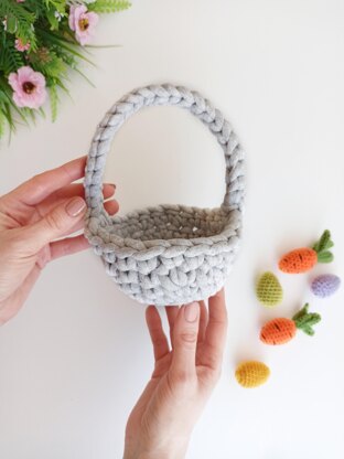 Crochet basket pattern, Easter basket easy crochet pattern