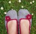 Slippers with small flower