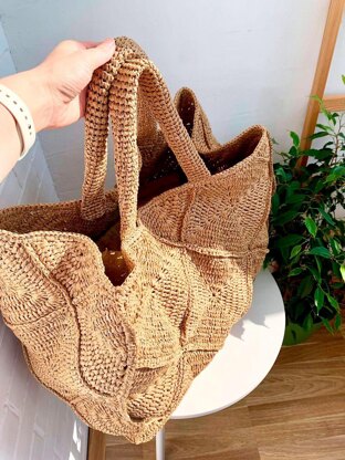 Weekender Raffia Bag