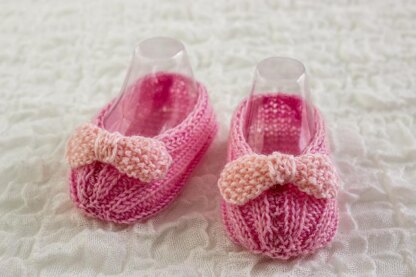 Retro Baby Girl Bow Booties