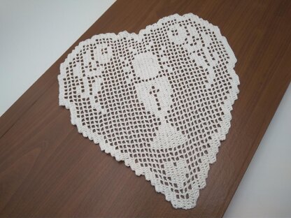 Heart filet doily chalice