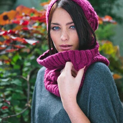 Winterberry Hat and Cowl Set