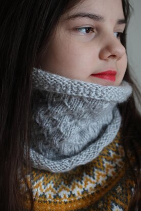 Frosty Cowl for Aran