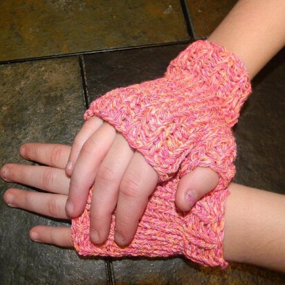 Children's Fingerless Mitts - knitting pattern