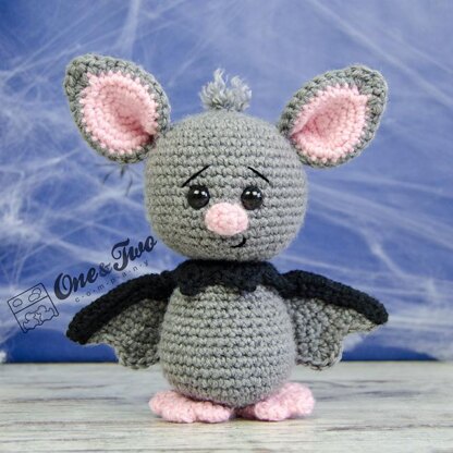 Brook the Tiny Bat Amigurumi