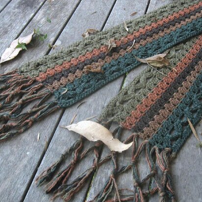 Windblown Leaves Scarf