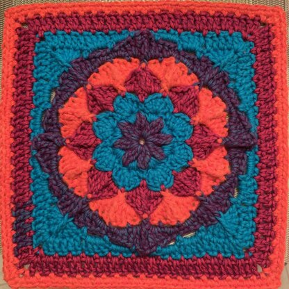 Elizabeth Rose Afghan Square