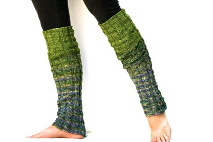 Cabled Up Leg Warmers