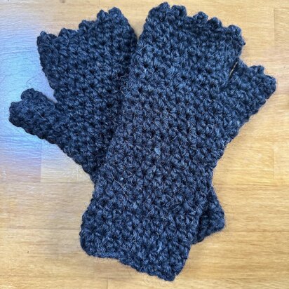 Easy Chunky Fingerless Gloves