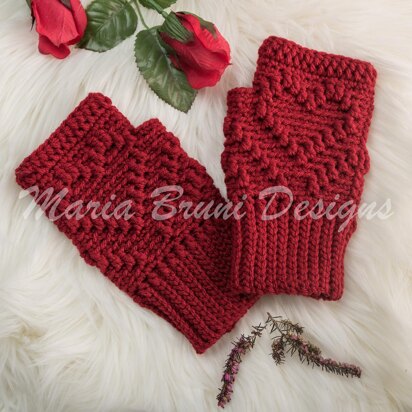 That's Amore Fingerless Gloves