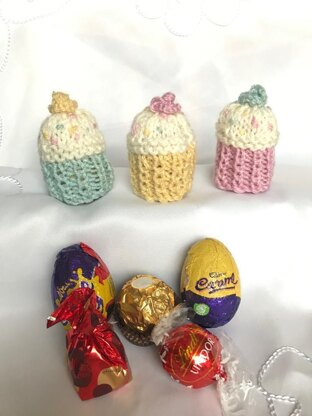 DK Knitting Pattern Mini Sweet Cupcake Easter chocolate egg cover