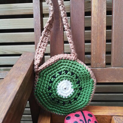 Kiwi Fruit summer bag