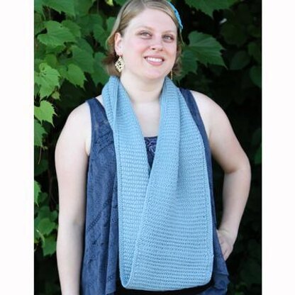 563 Equilibrium Cowl - Knitting Pattern for Women in Valley Yarns Colrain