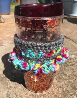 Pom Pom Cozy Cup