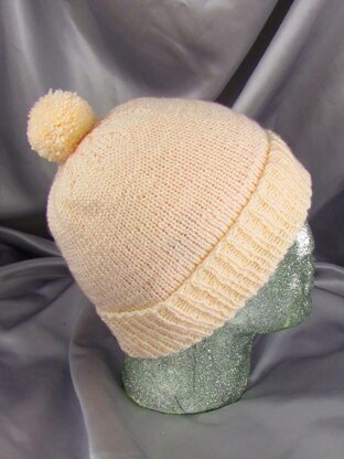 Simple Bobble Beanie Hat Circular