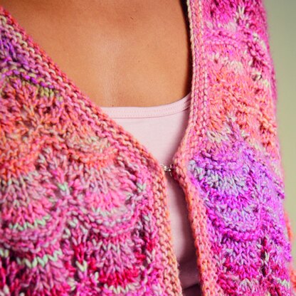 Sirdar 10715 Hot House Flowers Cardigan PDF