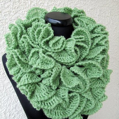 Long Ruffle Scarf "Spring"