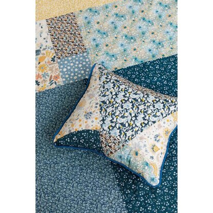 The Artist's Home Painter's Vase (003A)