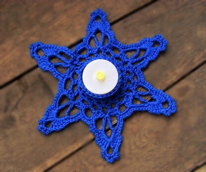 Snowflake tealight holder