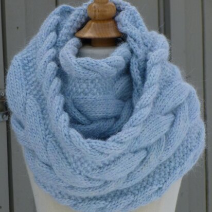 Plaited Cable Scarf