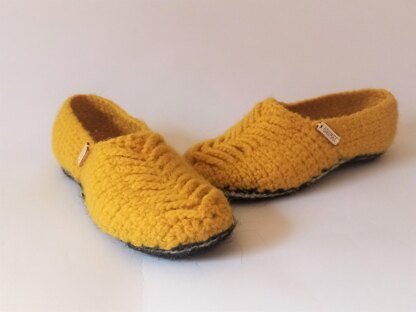 Herringbone slippers