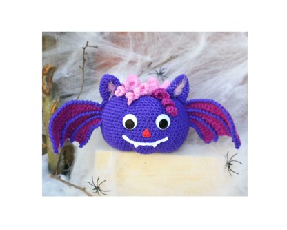 Vampire Bat. Pumpkin Amigurumi. Farmhouse Decor. Halloween Patterns