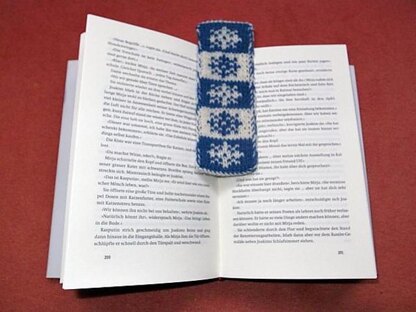 Snowflakes bookscarf