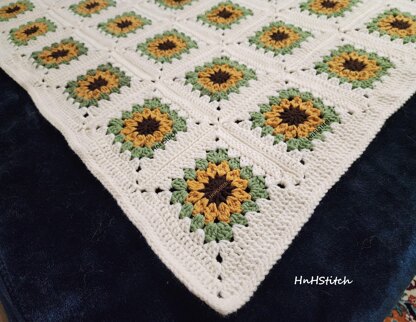 Blanket with Sunflower Granny Square