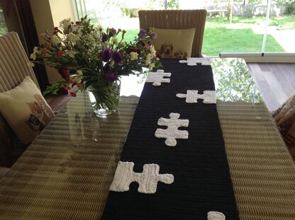 Table Runner N 140